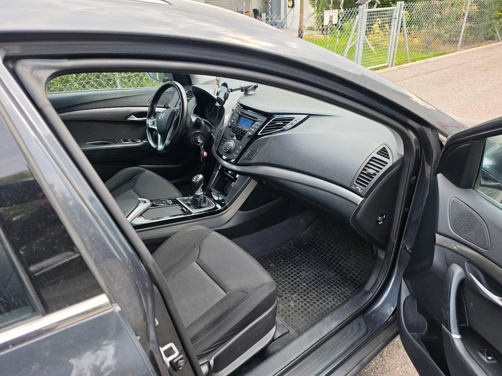 Hyundai i40 2014 — photo 7