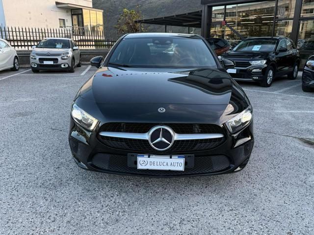 Mercedes-Benz MERCEDES-BENZ A 180 Automatic Sport SCONTO ROTTA imagem 2