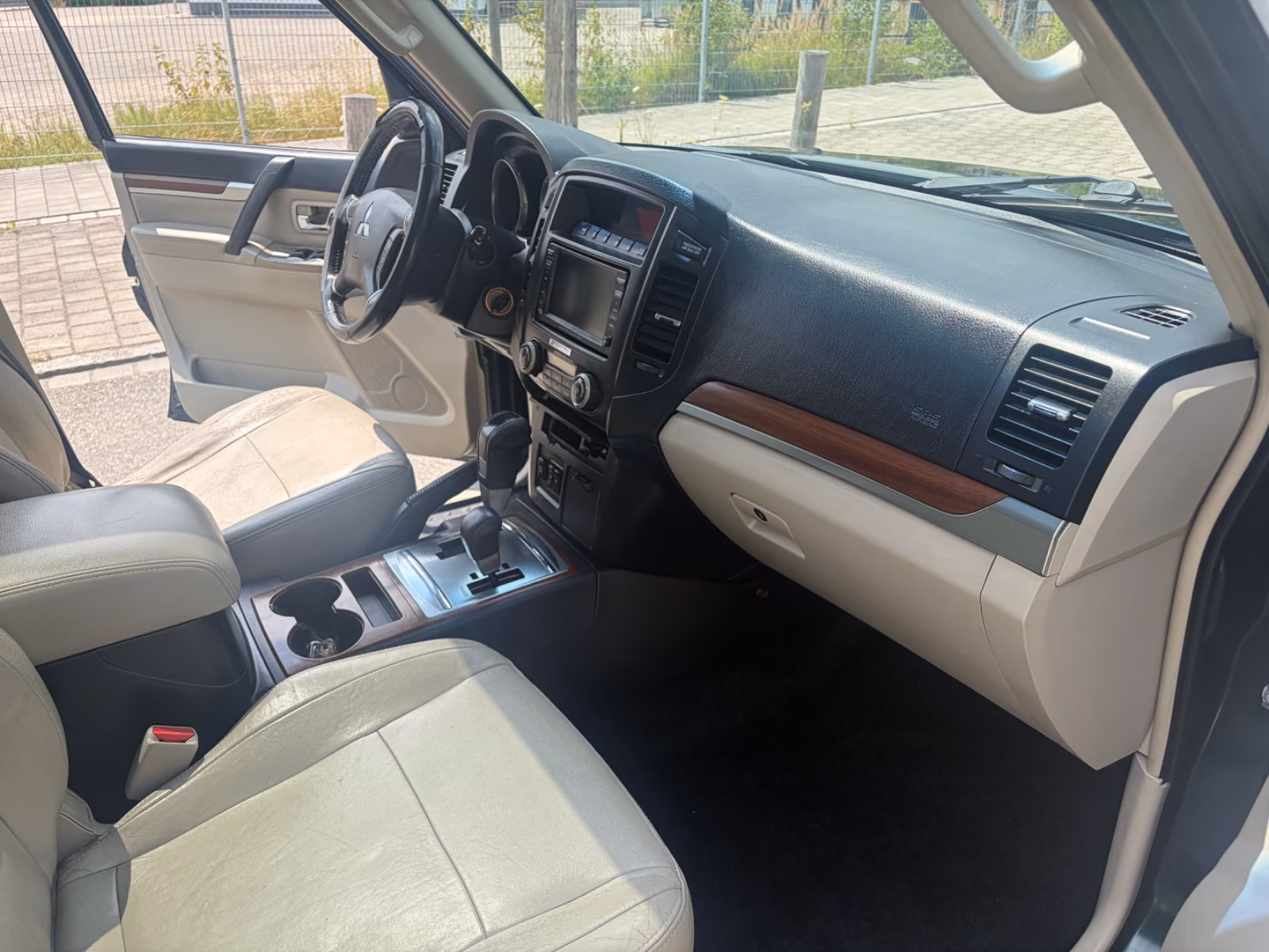 Mitsubishi Pajero 2007 — photo 12