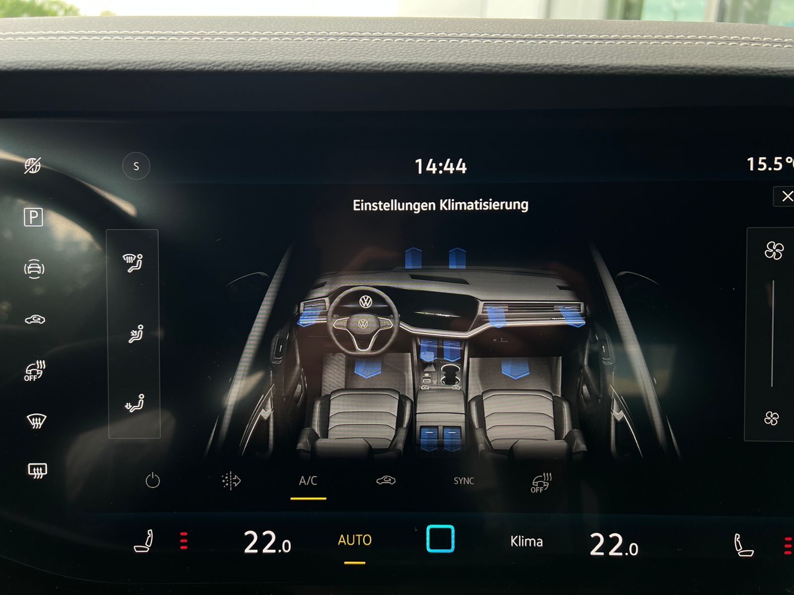 Fahrzeugabbildung Volkswagen Touareg 3.0 TDI 4MOTION *Garantie,AHK,Luftfwg.,1