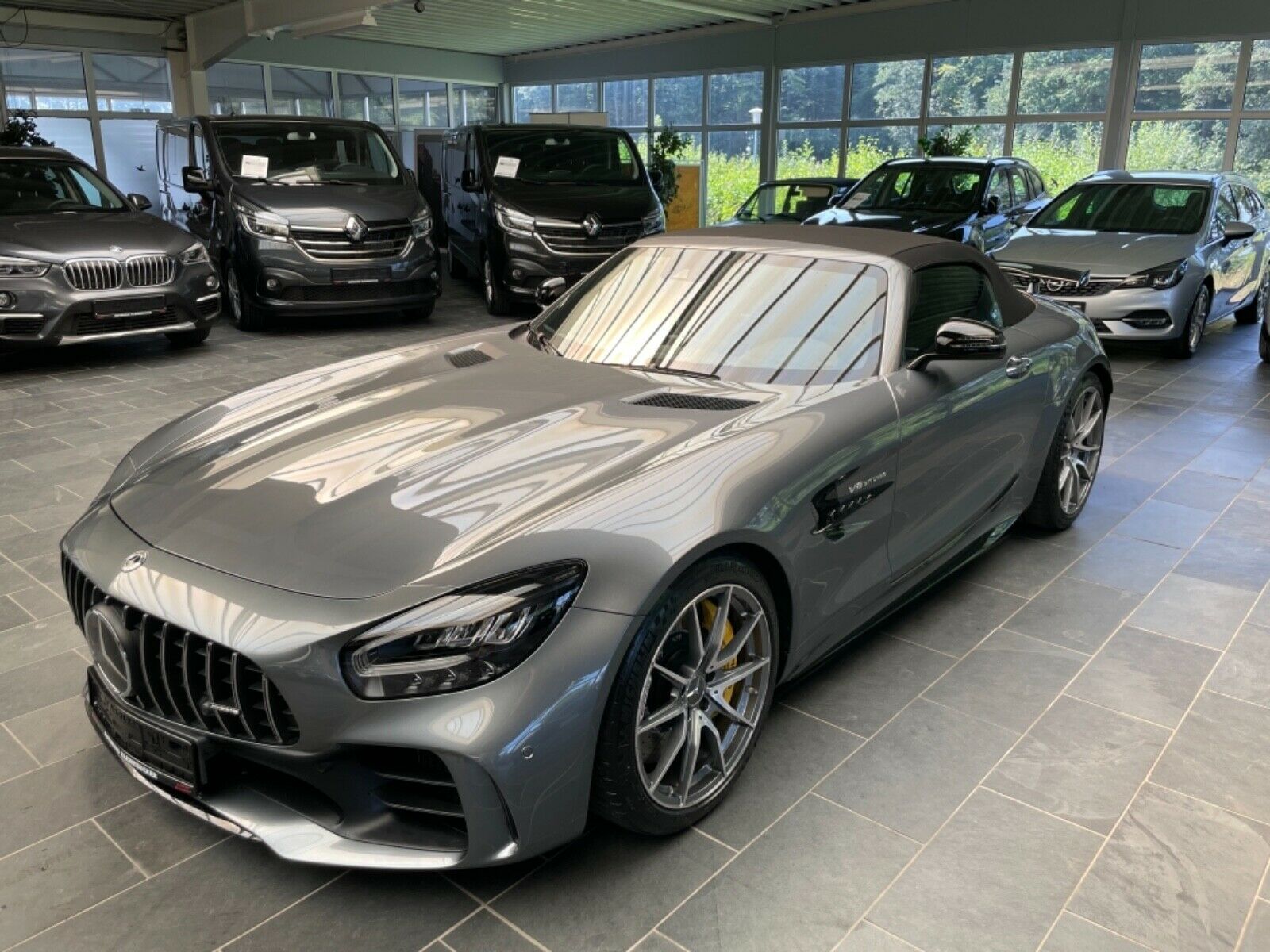 MERCEDES-BENZ AMG GT R Roadster Of 750 Limitiert