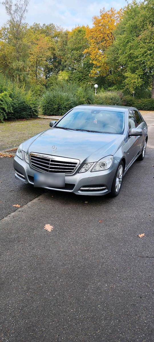 Mercedes-Benz E 220