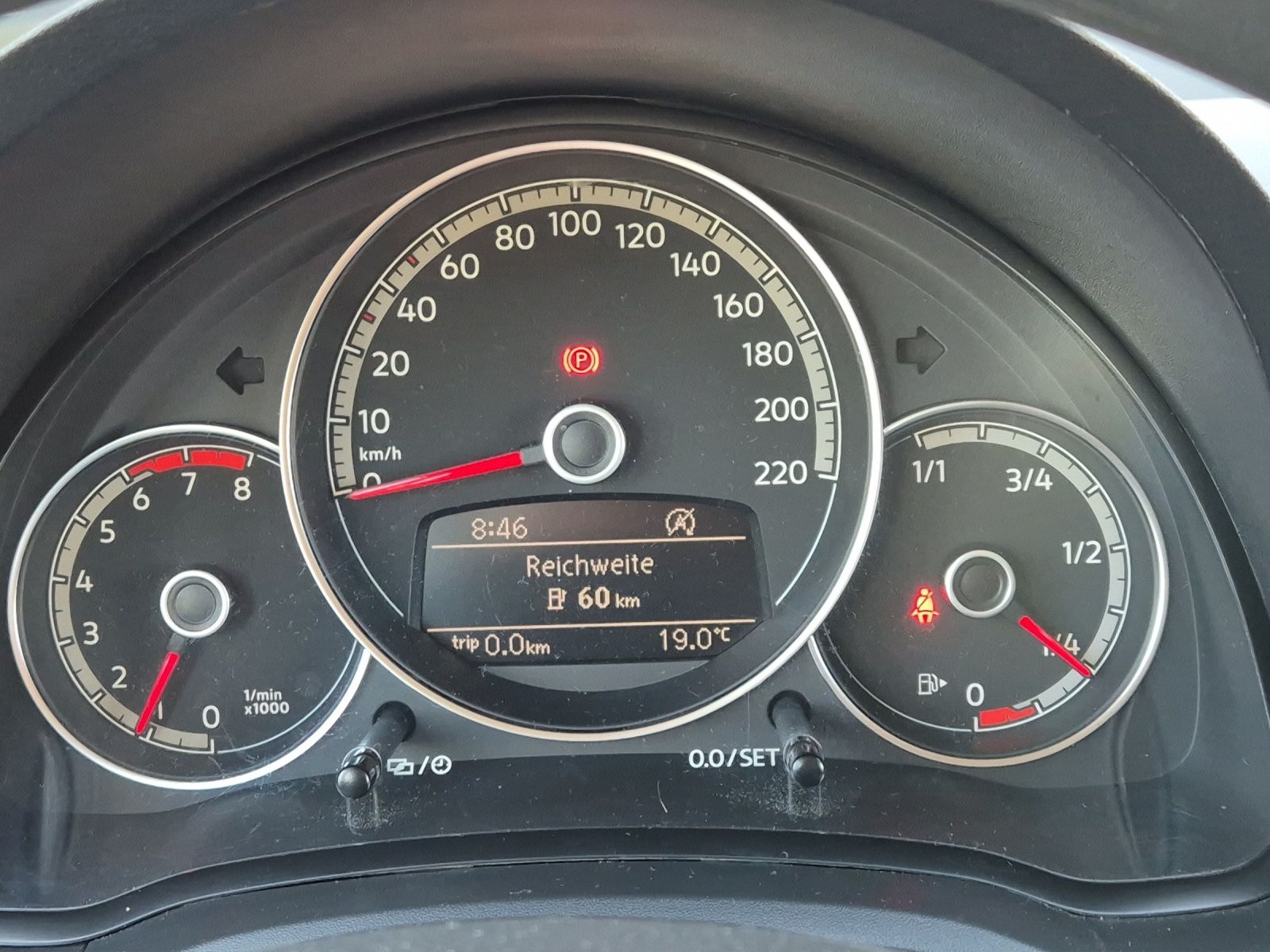 Fahrzeugabbildung Volkswagen up! 1.0 Move up! Klima DAB GRA RFK