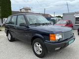 Land Rover Range Rover/ 1 Hand/Vollausstattung/Tüv 08/2025 - Land Rover mit Benzin-Antrieb