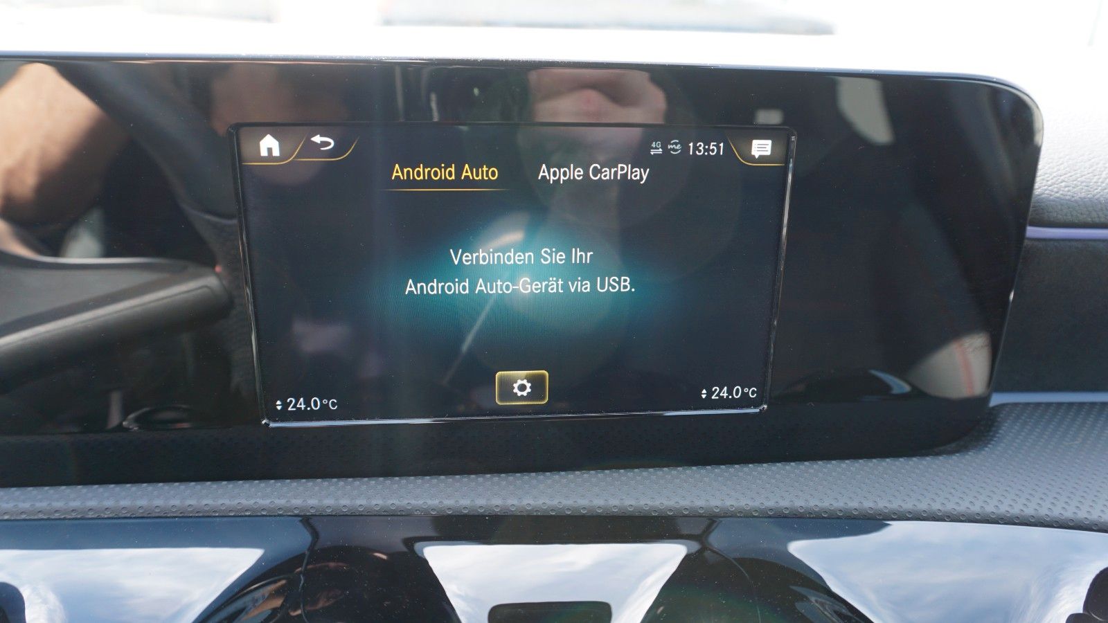 Fahrzeugabbildung Mercedes-Benz A 200 AMG Line,Navi, Keyless,Night-Pak,Panorama
