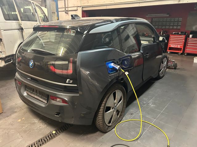 BMW i3 Baureihe i3 Basis 125 kw