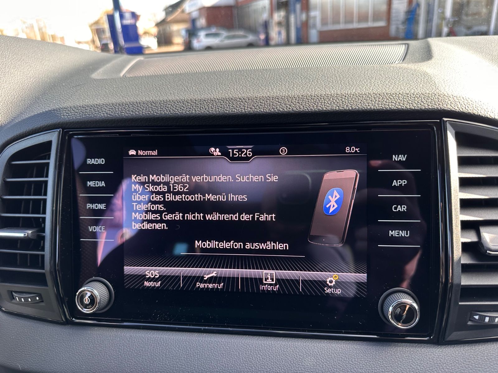 Fahrzeugabbildung SKODA Karoq Sportline 1.5 TSI DSG MATRIX/AHK/ACC/Navi