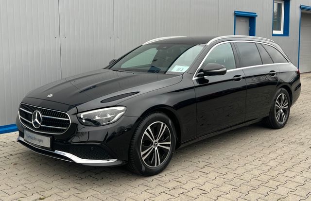 Mercedes-Benz E220d T 9G-TR. 2x AVANTGARDE LED MBUX KAMERA AHK