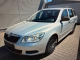 Skoda Octavia Combi Classic 2.Hand Klima Rost - Skoda Octavia aus 2011: Kombi