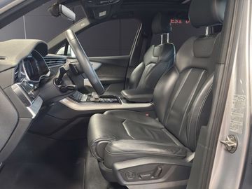 Audi Q7 - 9
