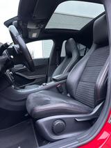 Mercedes-Benz CLA 180 AMG Line | Panorama | TÜV+Inspekt. NEU - Mercedes-Benz CLA-Klasse: Coupe