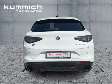 Alfa-Romeo Stelvio - 5