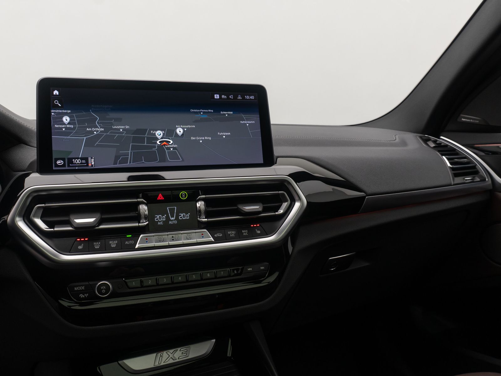 Fahrzeugabbildung BMW iX3 IMPRESSIVE 360&deg;Komfort HUD DAB Alarm Panoram