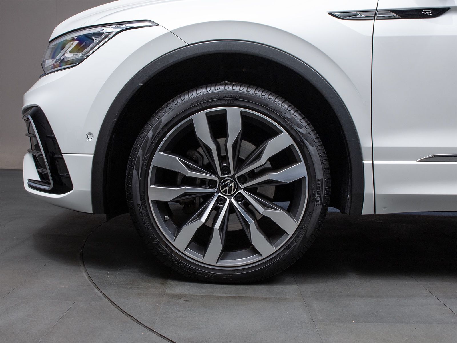 Volkswagen Tiguan Allspace R-Line 4M 7-Sitzer 360°MEGAVOLL foto 9