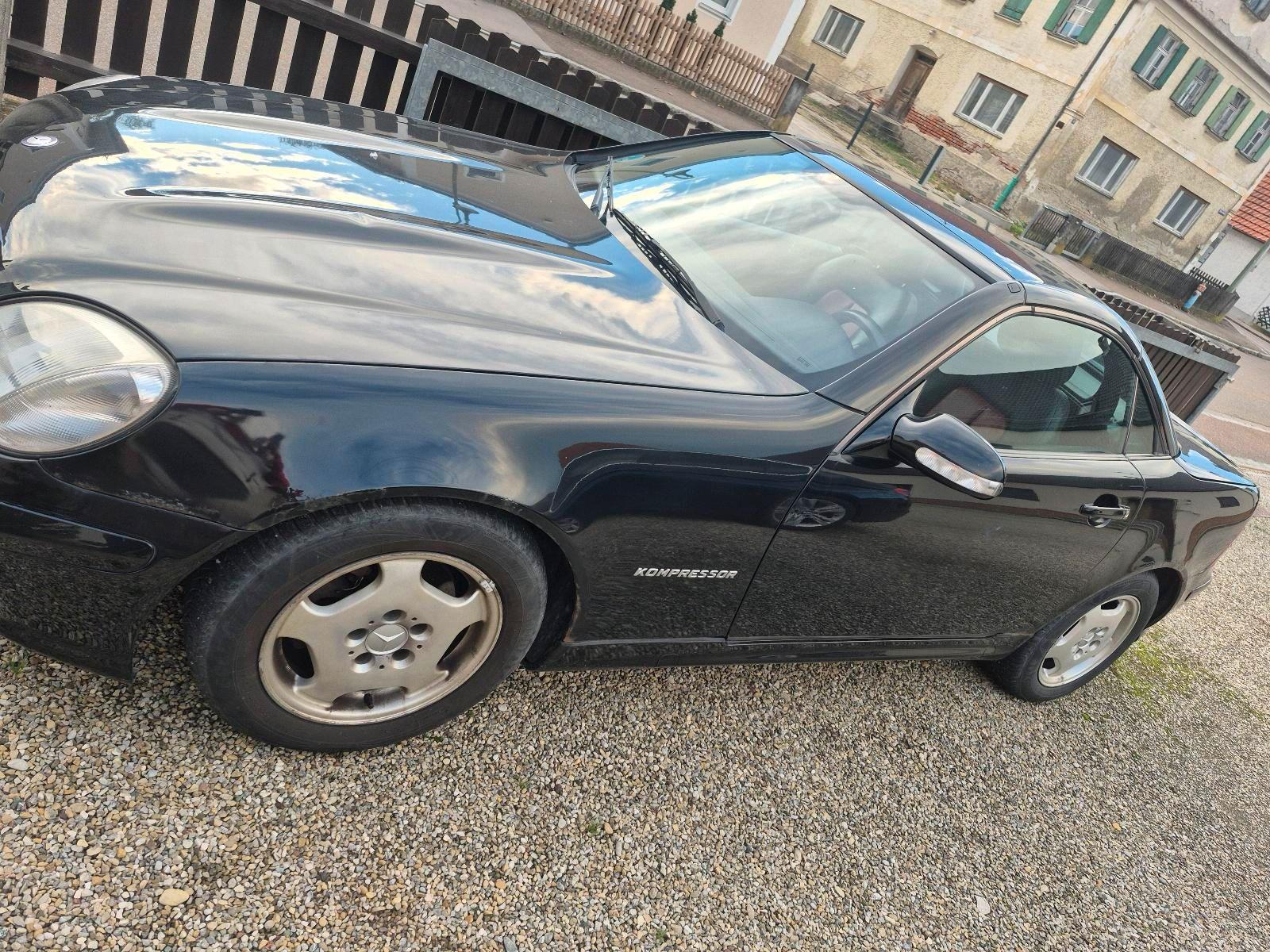 Mercedes-Benz SLK 200