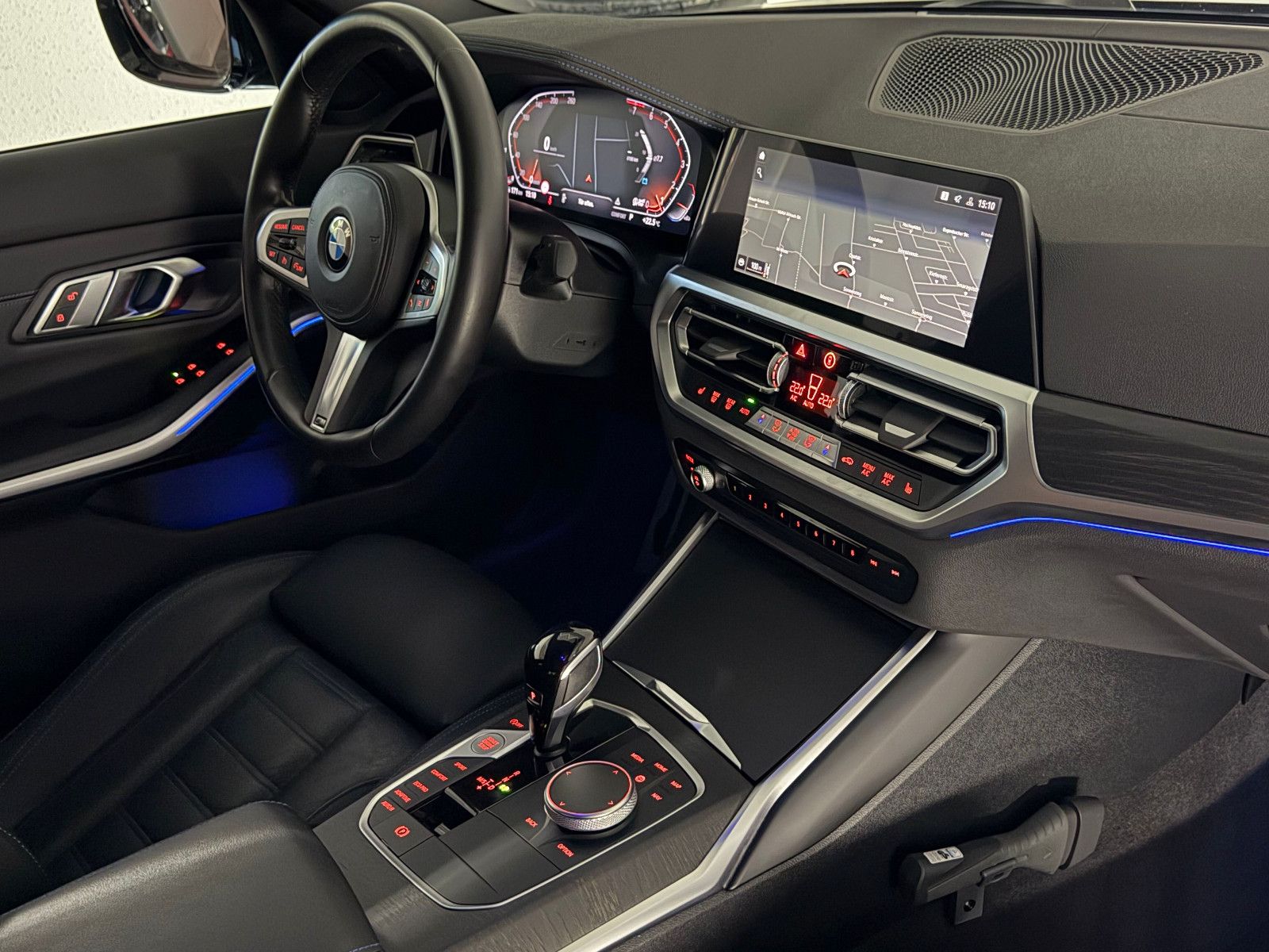 Fahrzeugabbildung BMW 330 i M SPORT/Hi-FI/VRTL COCKPIT/LASER/19% MwSt.