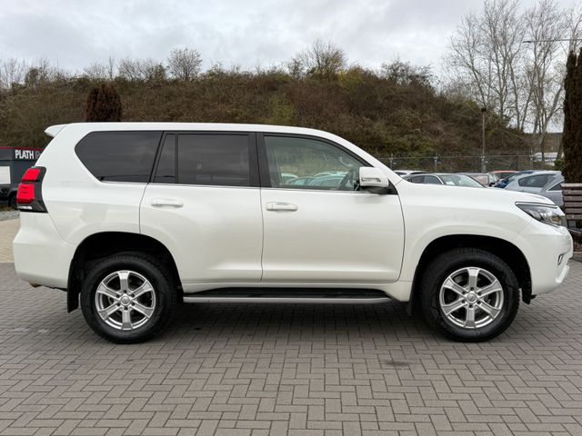 Toyota Land Cruiser Executive Bear-Lock