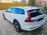 Volvo V60 Cross Country B5 AWD Auto - - Volvo V60 Cross Country Benziner Gebrauchtwagen