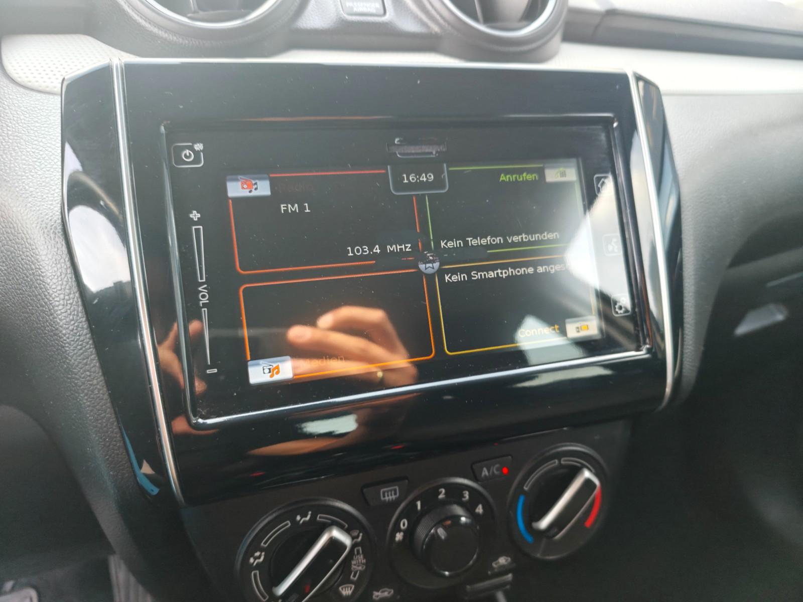 Suzuki SWIFT COMFORT*AUTOMATIK*KAM*KLIMA*ALU*NAVI*