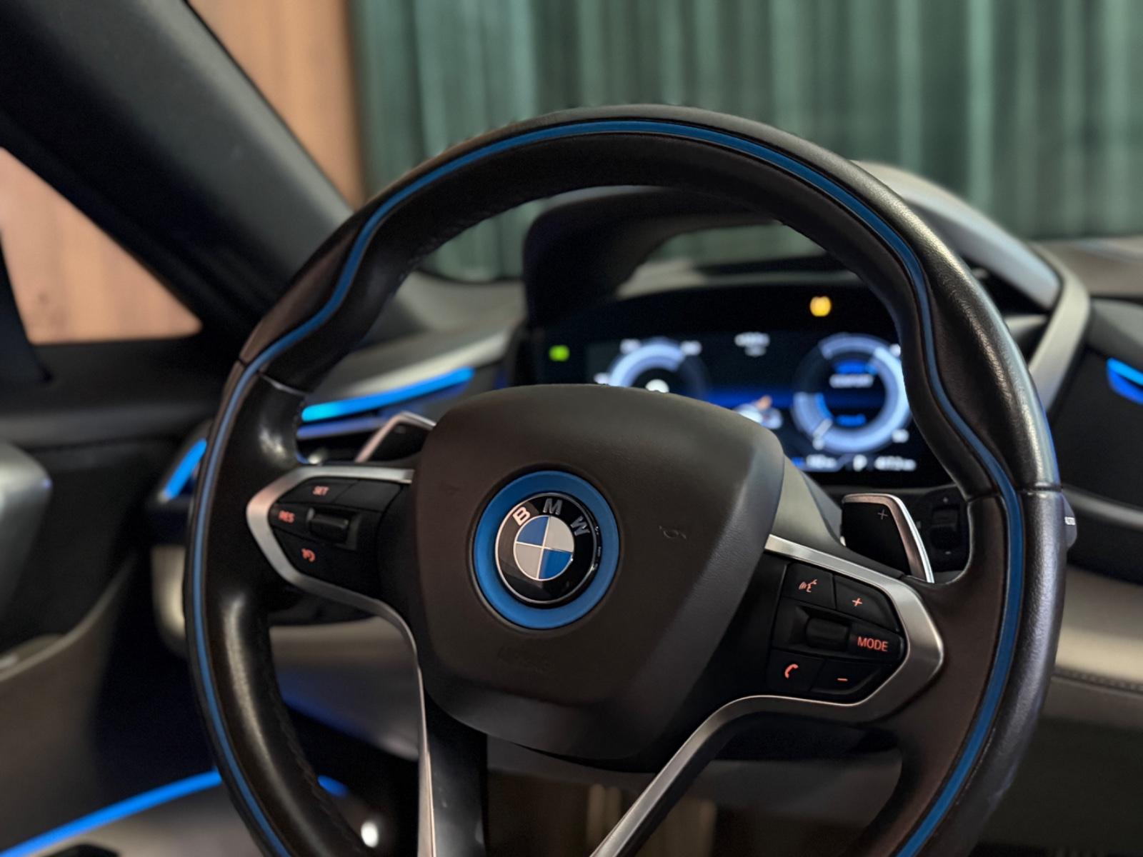 BMW i8 Coupe Pure Impulse°LED°VC°Kamera°HUD°H&K°