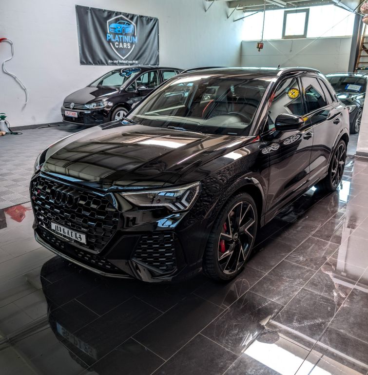 Image of Audi RSQ3