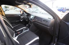 Fahrzeugabbildung Volkswagen T-Roc Sport DSG Navi PDC SHZ LM-Felgen 2.Hand!