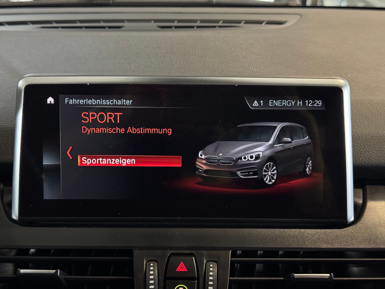 Fahrzeugabbildung BMW 218 d GRAN TOURER LUXURY PANO ACC HUD AHK BRAUN