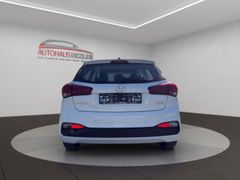 HYUNDAI i20 Start-Stop Klima Fahrerprofile Berganfahr As