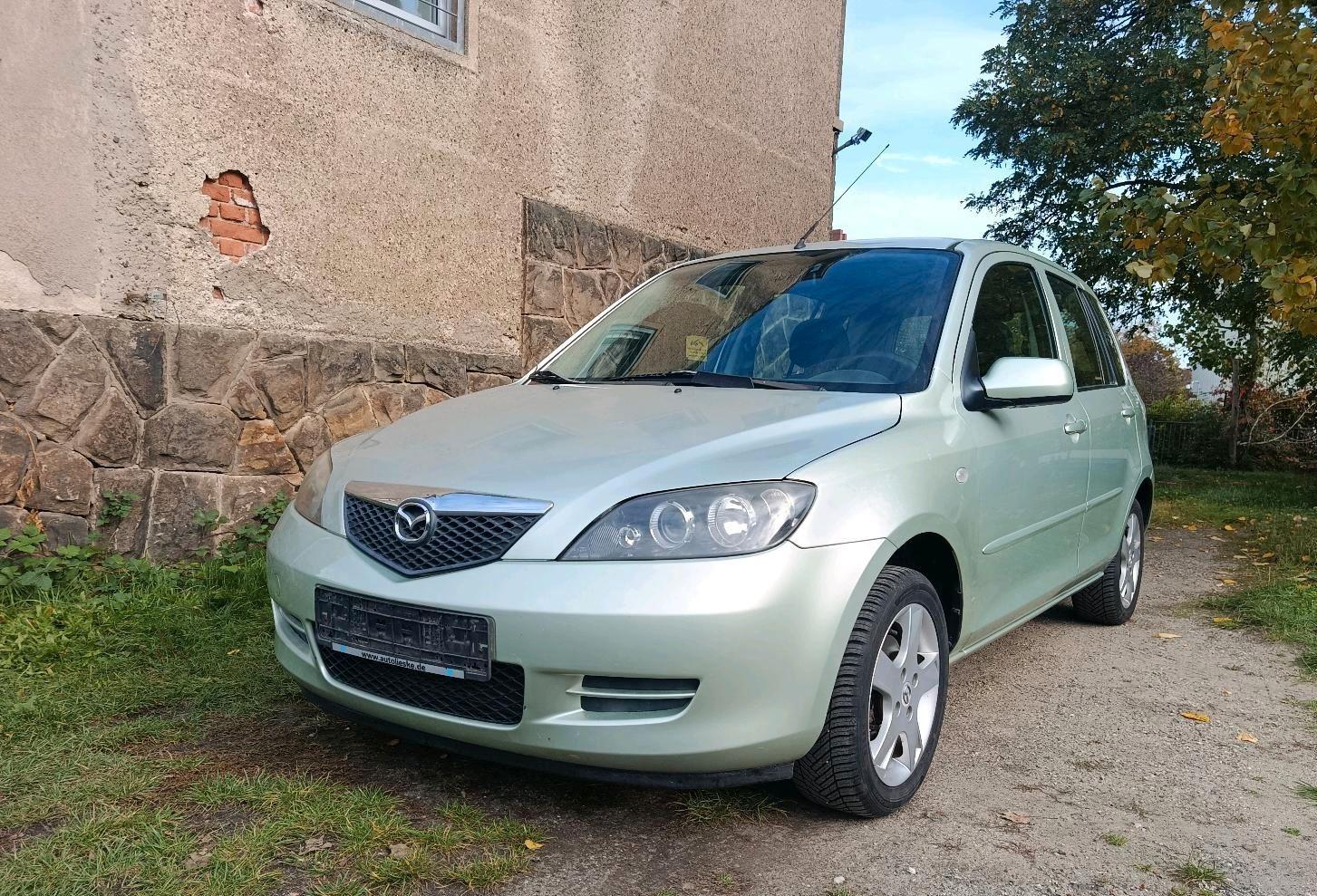 Mazda 2