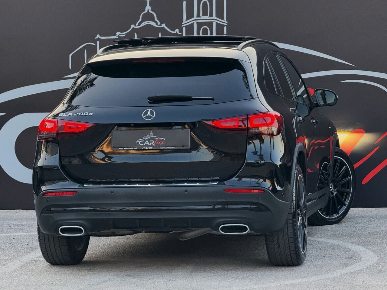 Mercedes-Benz GLA 200 d Premium AMG TETTO imagem 3