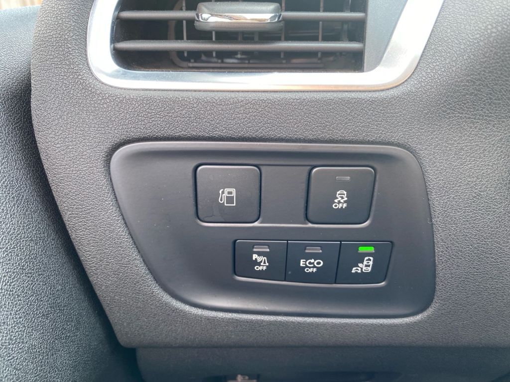 Fahrzeugabbildung Citroën C4 PureTech 130 Stop & Start EAT6 Selection