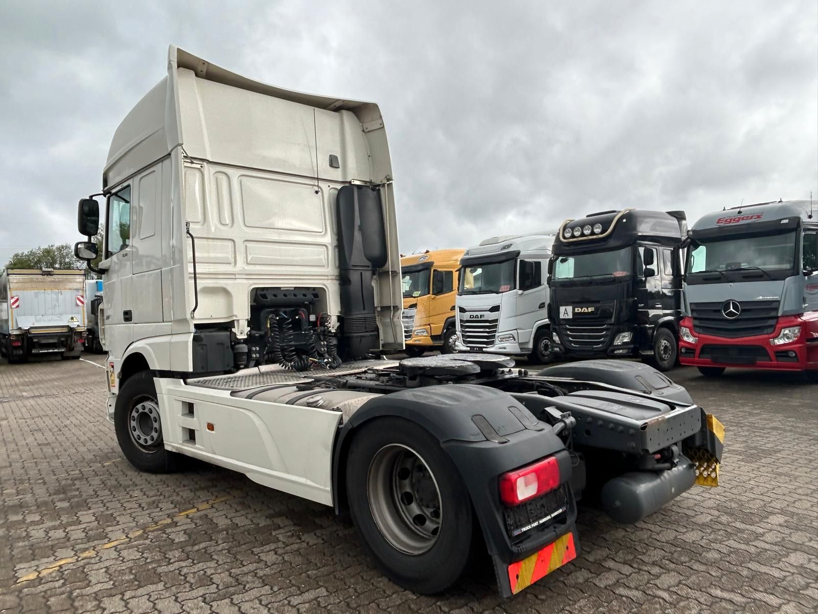 Fahrzeugabbildung DAF 3 Stk. XF 530 FT, Intarder, Bj.2020, Ez.2021