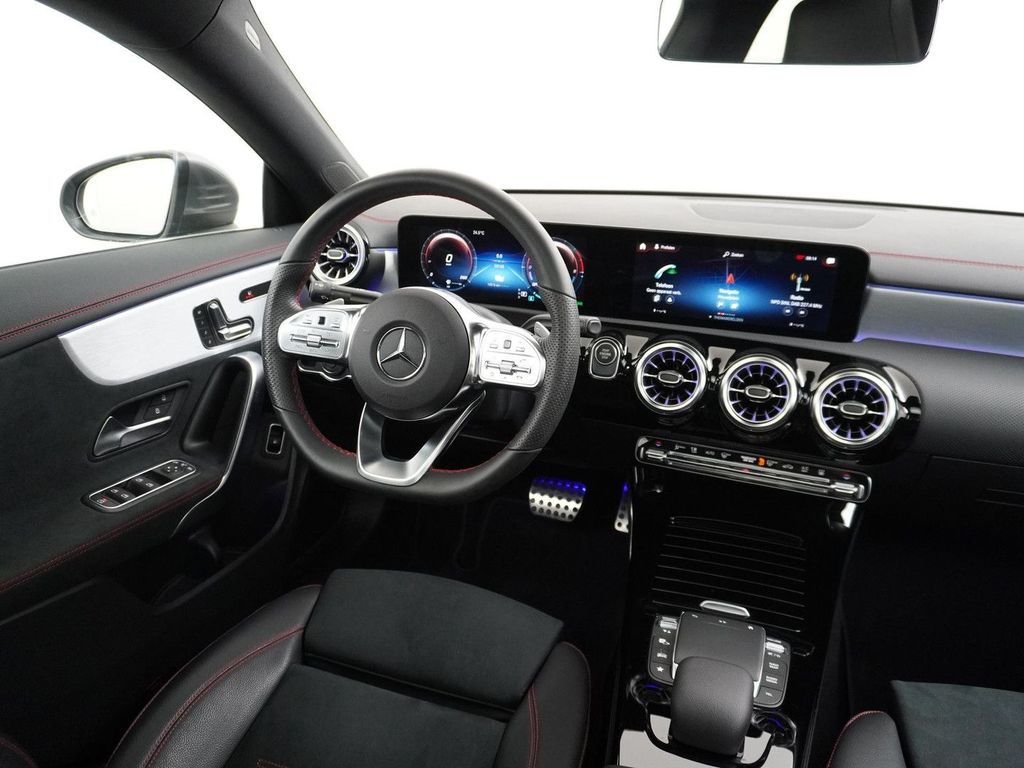 Mercedes-Benz CLA 250 e AMG Premium Plus | Panorama - Schiebed