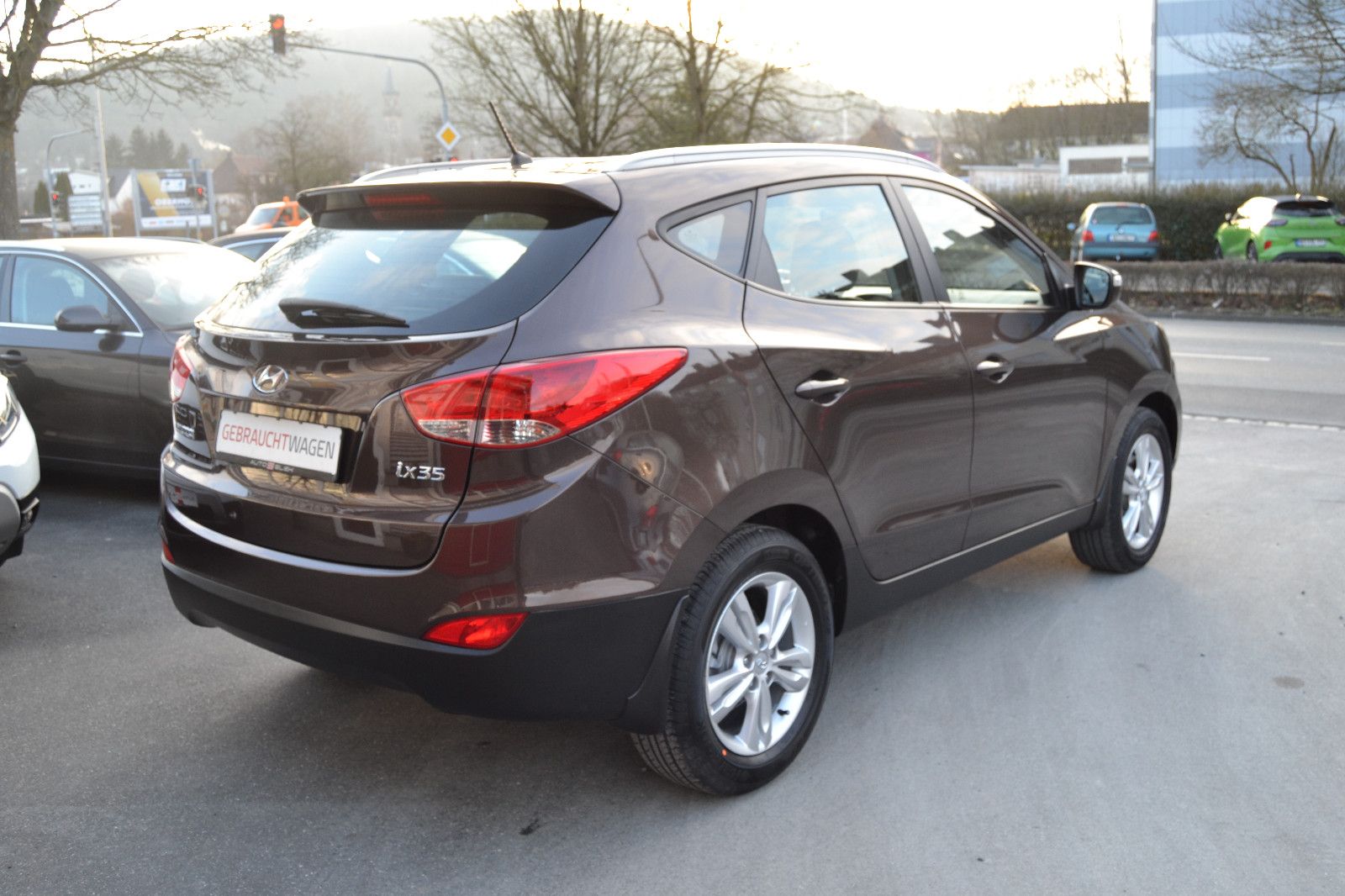 Fahrzeugabbildung Hyundai ix35 1.6 Comfort blue 2WD/Teilleder/TÜV NEU/