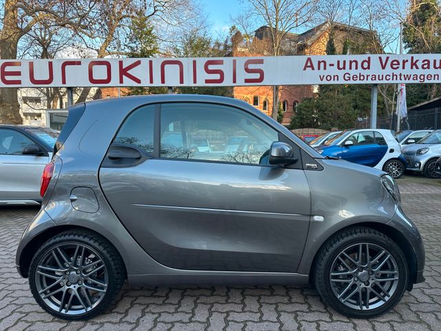 Smart fortwo 66kW DCT*BRABUS Xcl*LEDER*NAVI*PTS*KAM