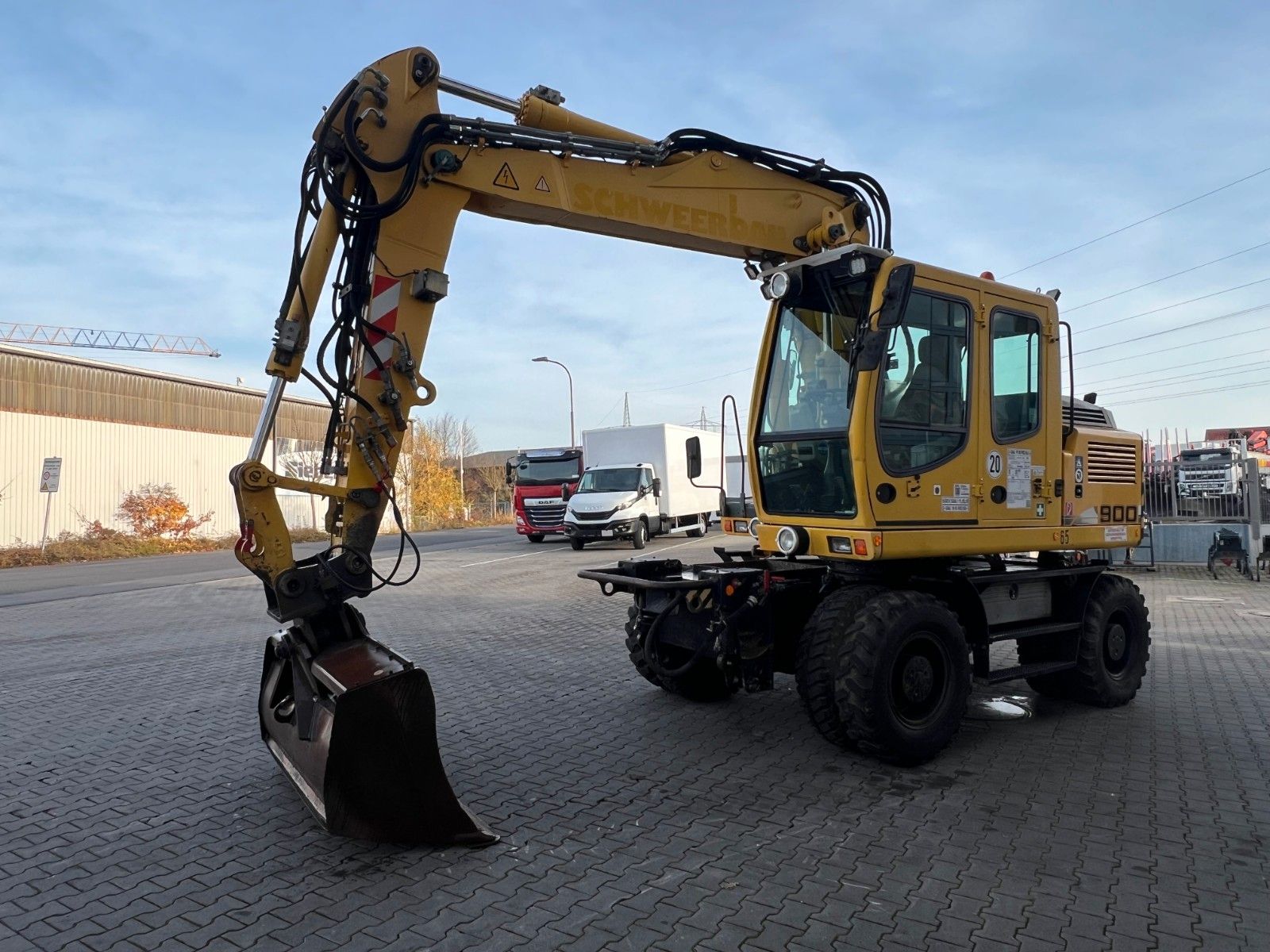 Fahrzeugabbildung Liebherr A 900 C ZW Litronic / 19.616 h / 2009