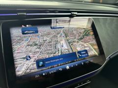 MERCEDES-BENZ E 220d/AMG-LINE/DISTR+/360GRAD/MBUX/J.STERNE