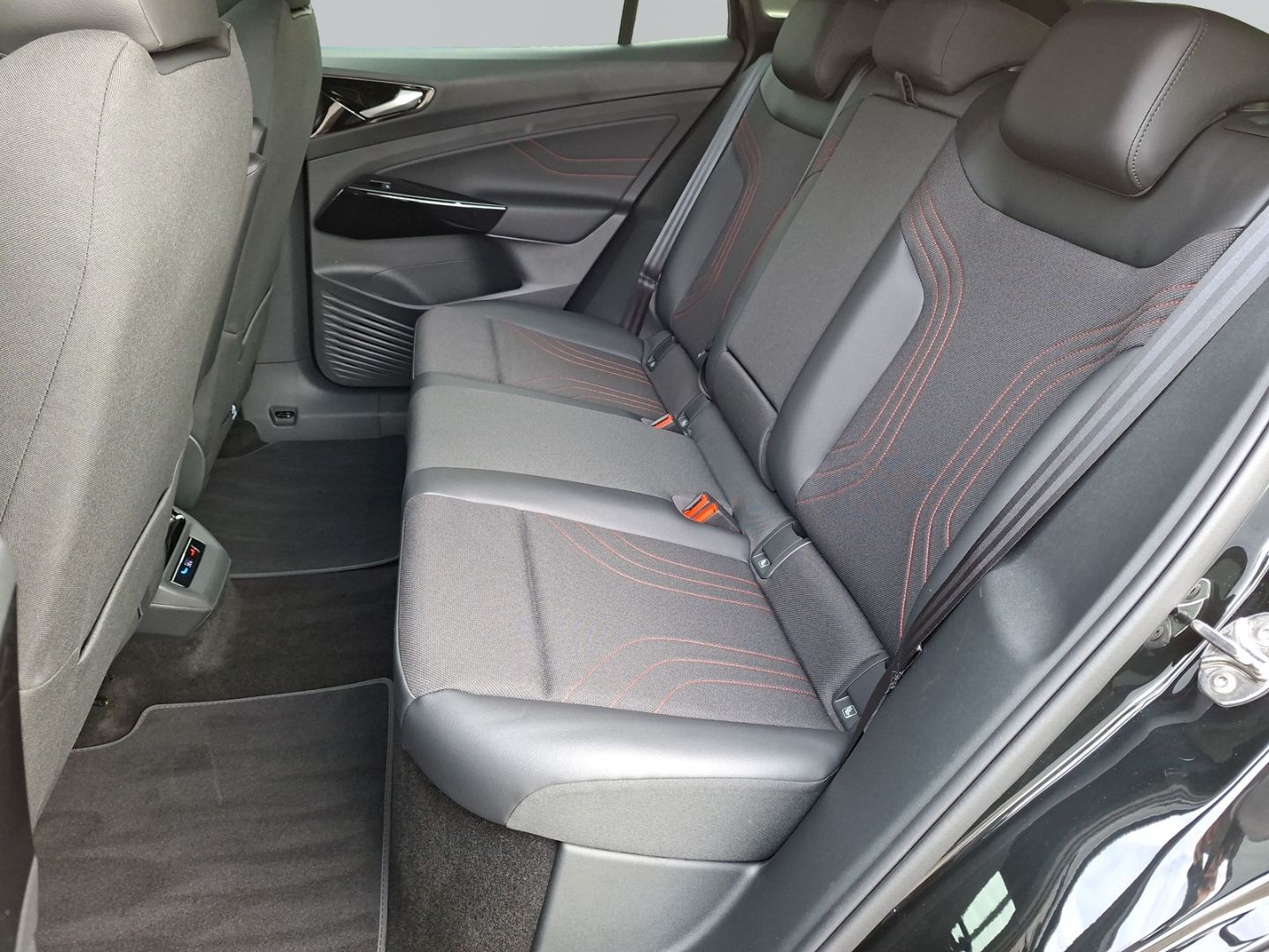 ID.4 GTX 4Motion *NAVI*IQLIGHT*ACC*WÄRMEPUMPE*