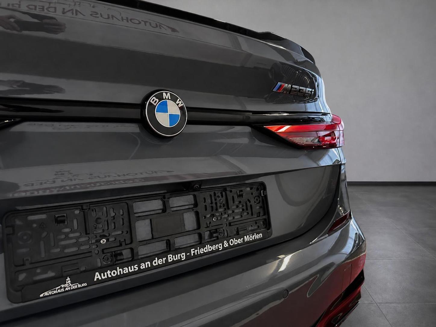 BMW M235i Gran Coupe xDrive//ACC//Pano//Keyless