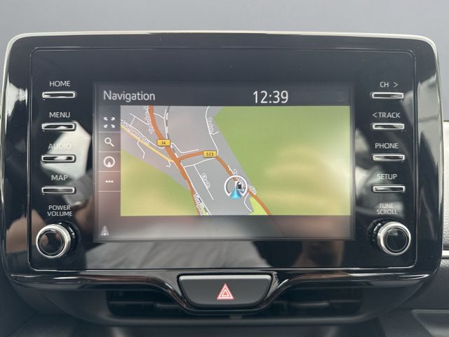 Yaris Hybrid Team Deutschland *Navi + Apple CarP
