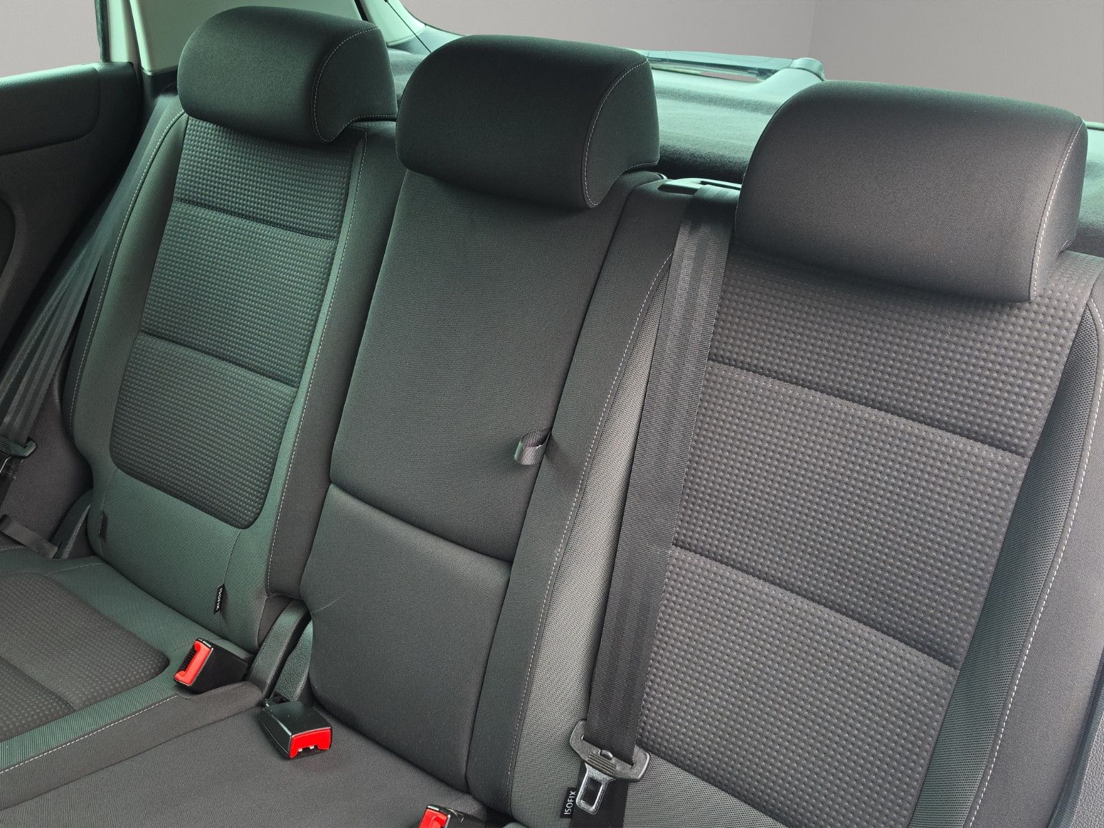 Fahrzeugabbildung Volkswagen Golf Plus VI Team AUTOMATIK STEUERKETT TÜV NEU