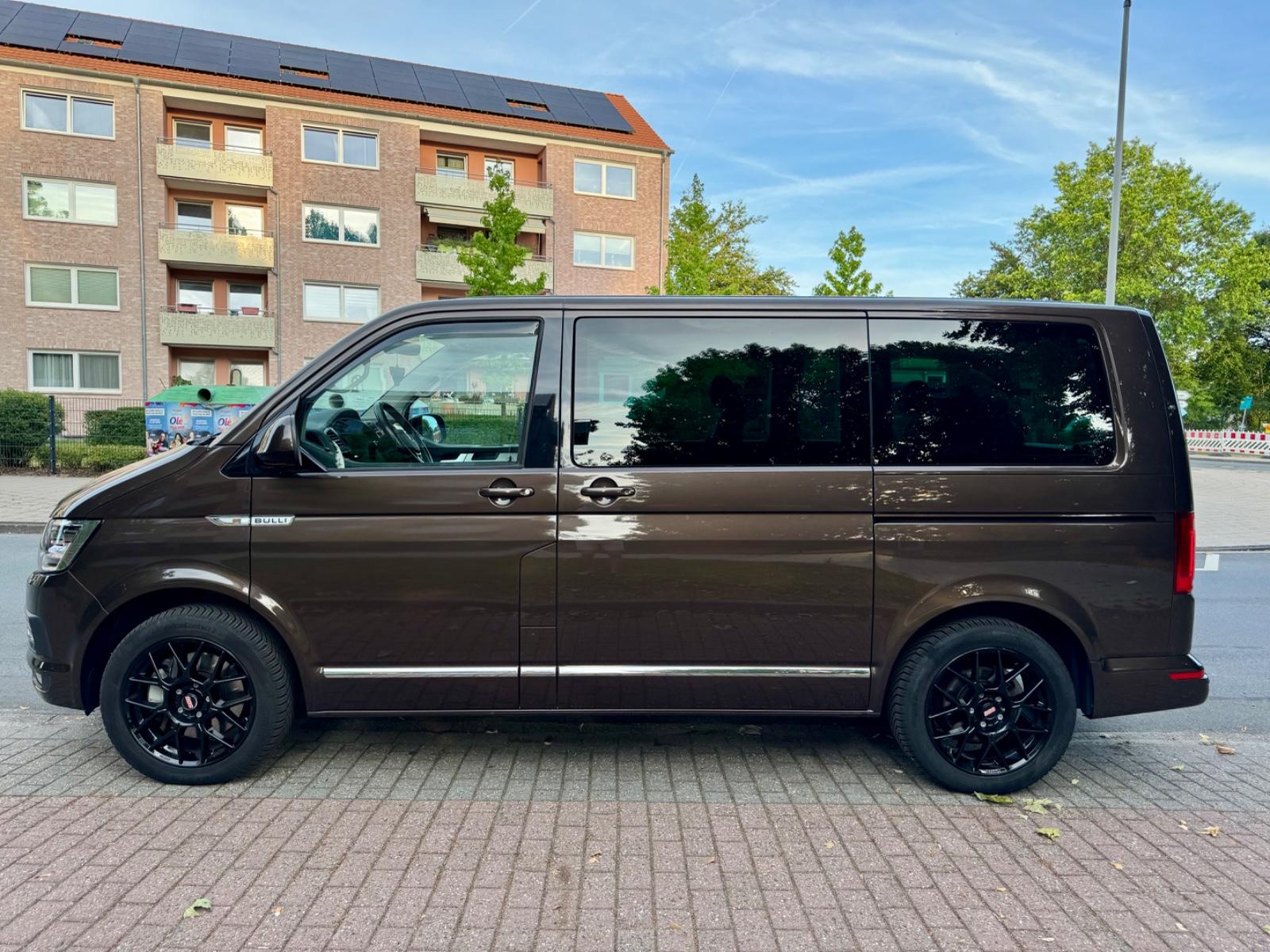 Volkswagen T6 Multivan Highline 150kW / ACC / Standheizung