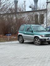 Mitsubishi Pajero Pinin - Mitsubishi Pajero Pinin mit Benzin-Antrieb