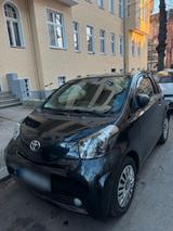 Toyota IQ in sehr gutem Zustand - Toyota IQ Gebrauchtwagen in Berlin