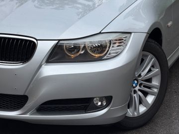BMW 320 - 4