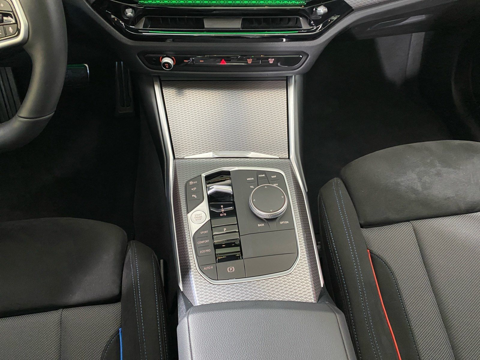 BMW 330 - Bild 10