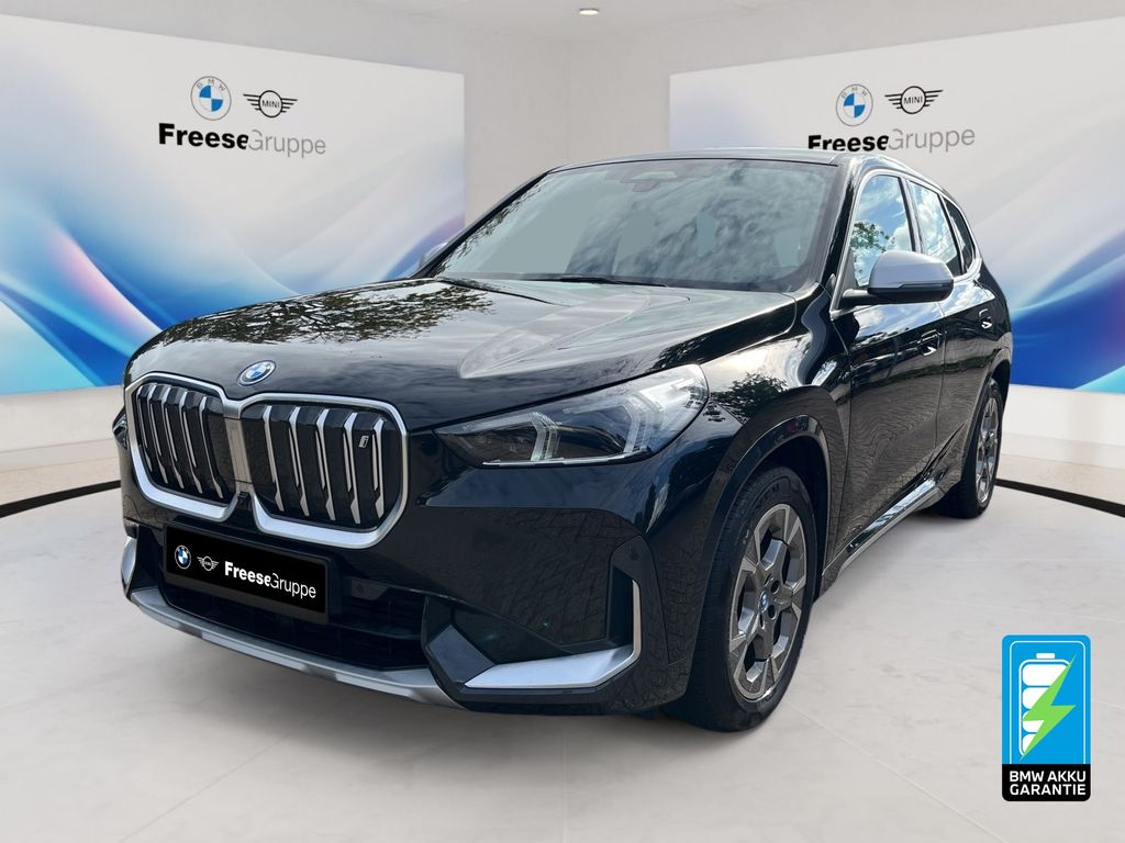 Image of BMW iX1