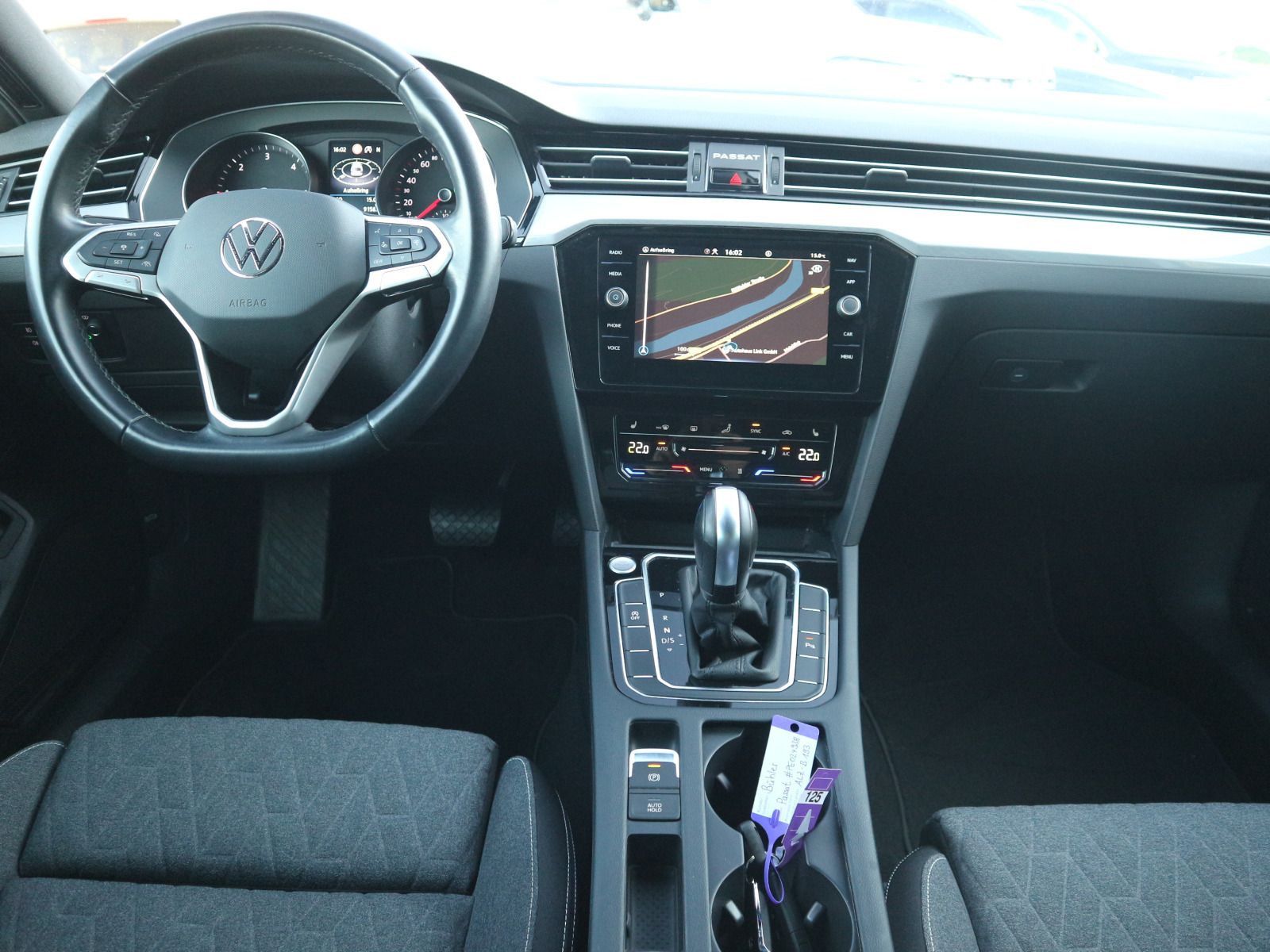 Volkswagen Passat Variant - Bild 12