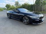 BMW M850i xDrive Cabrio - B&W  Vollaustattung - BMW M850 von privat