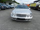 Mercedes-Benz E 270 CDI T ELEGANCE - Mercedes-Benz E 270: Cdi Elegance